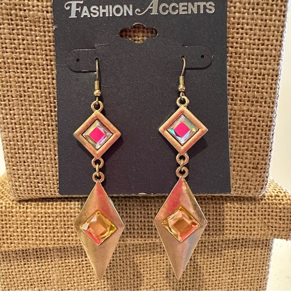 NWT Fashion Accents Earrings matte gold tone w/ Aurora Borealis Crystal dangles - Picture 4 of 8